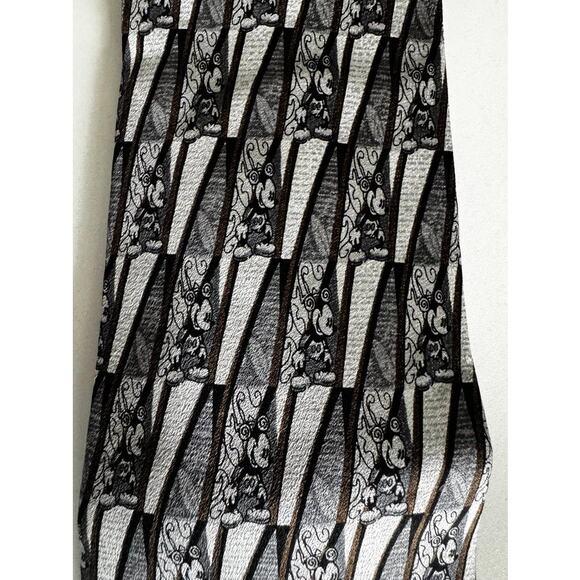 Vintage Disney Mickey Mouse 100% Silk Tie Gray Geometric Pattern WDW Retro - Picture 5 of 11